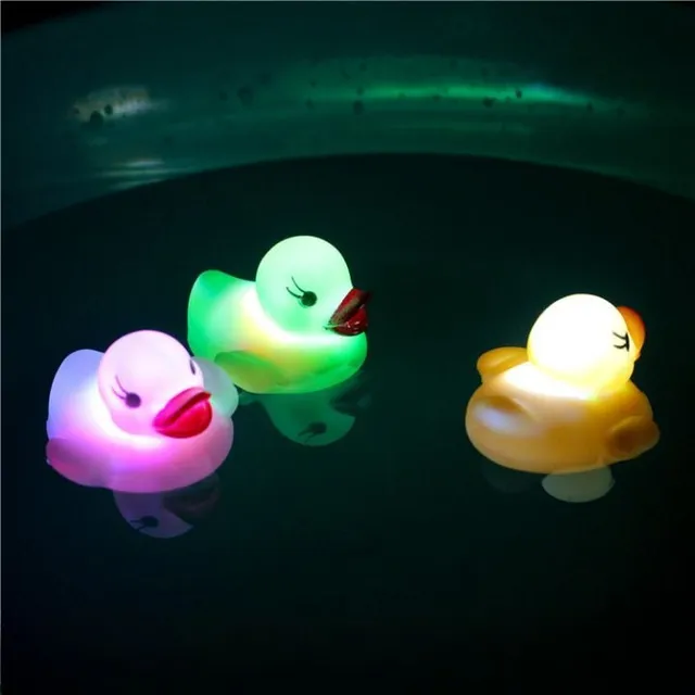 Lighting Ducks in Water for Children