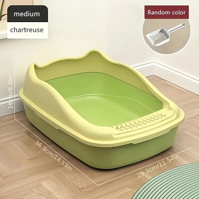 Large half-covered cat toilet with sand protection - for kittens