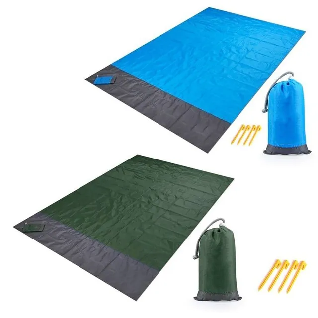 Waterproof beach blanket in different colours