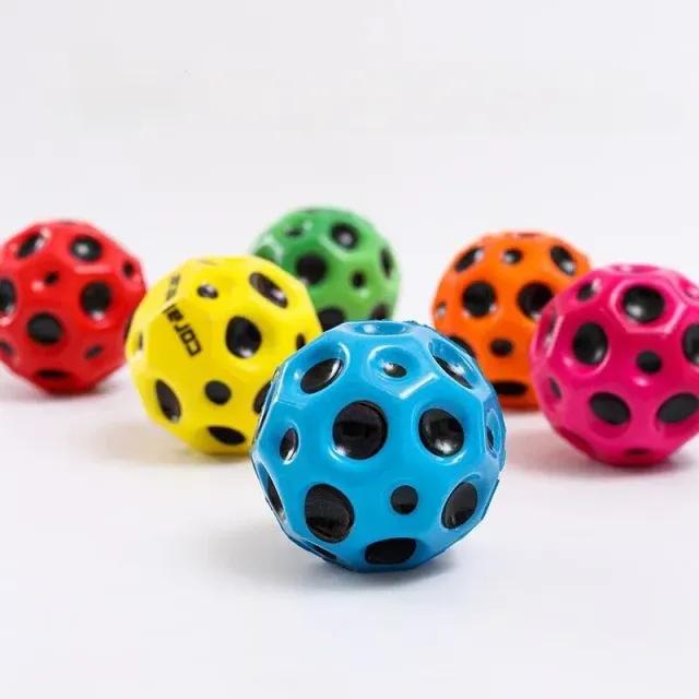 Baby ball toy LunaFlex with high resistance and ergonomic design