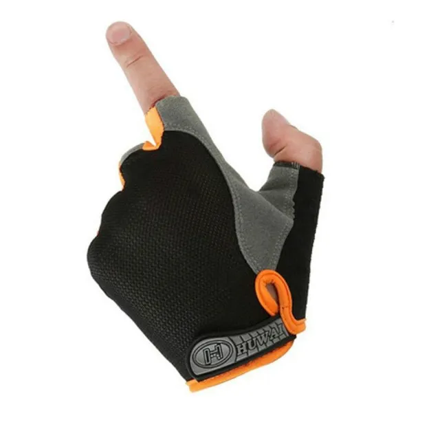 Cycling gloves with anti-slip treatment