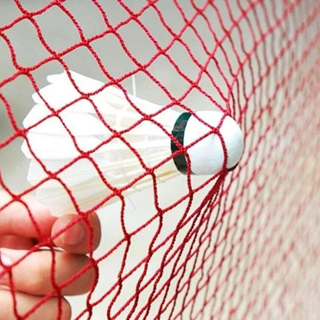 Red net with white edge suitable for ball games - 610 x 76 cm