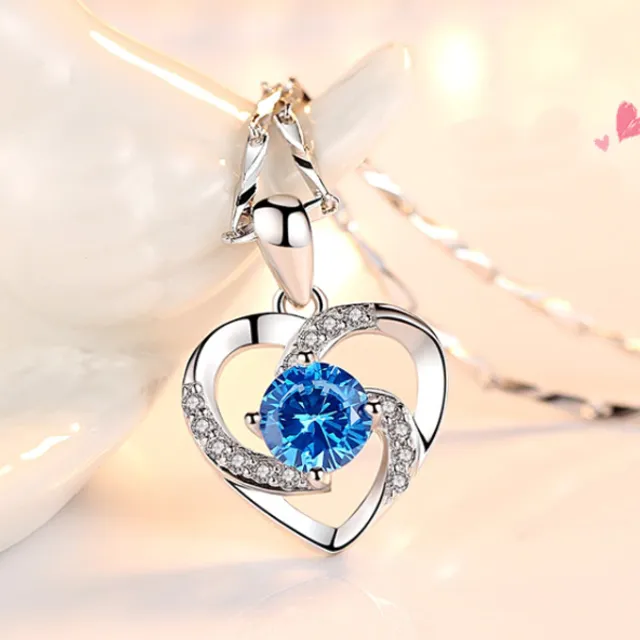 Luksusowy srebrny naszyjnik z kryształowym sercem