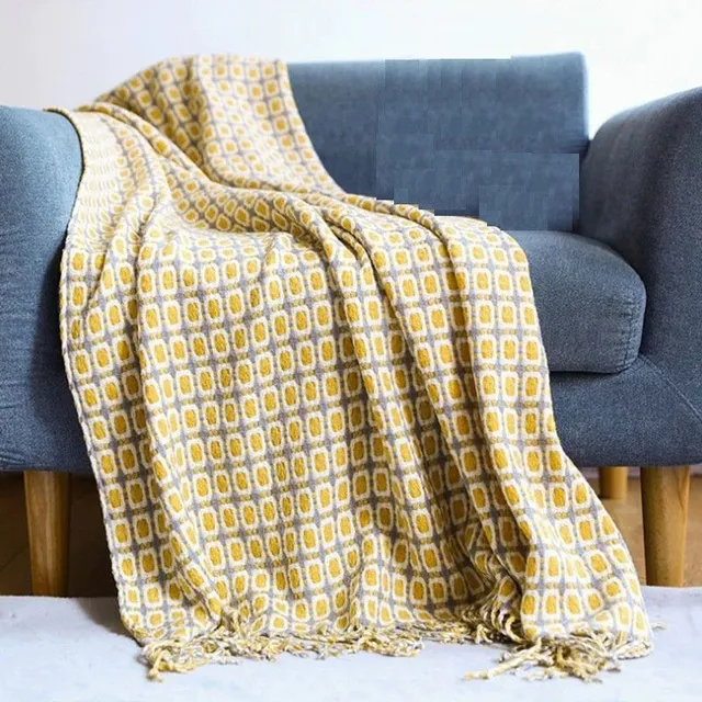 Knitted blanket with tassel 127 x 152 cm N974