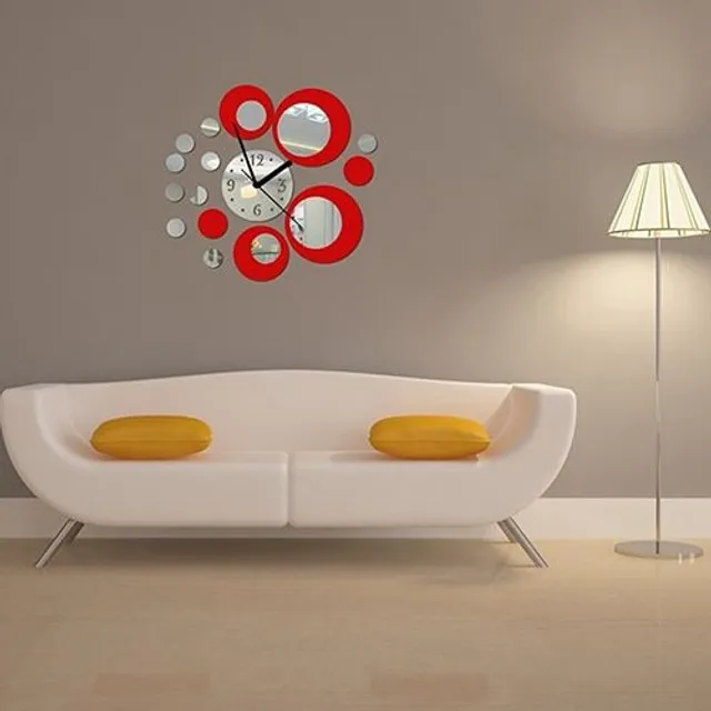 Stylish wall clock with mirror effect