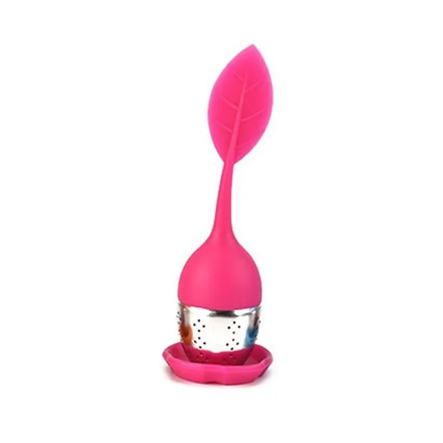 Tea strainer floating