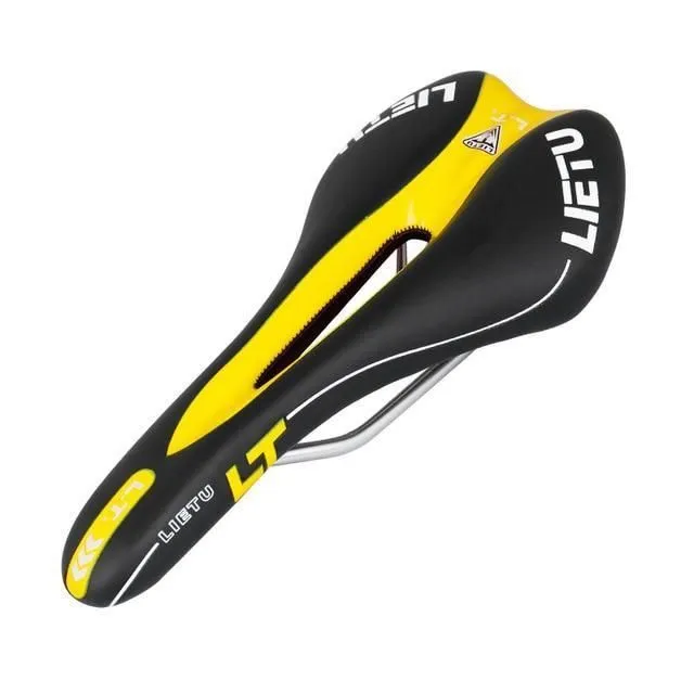 Road bike saddle