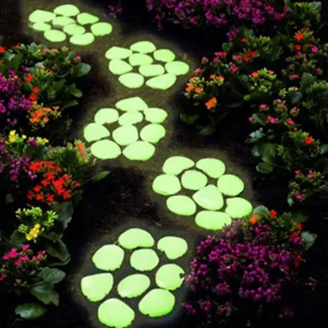 Pietre luminoase pentru decorarea casei, grădinii, piscinei, barului sau acvariului