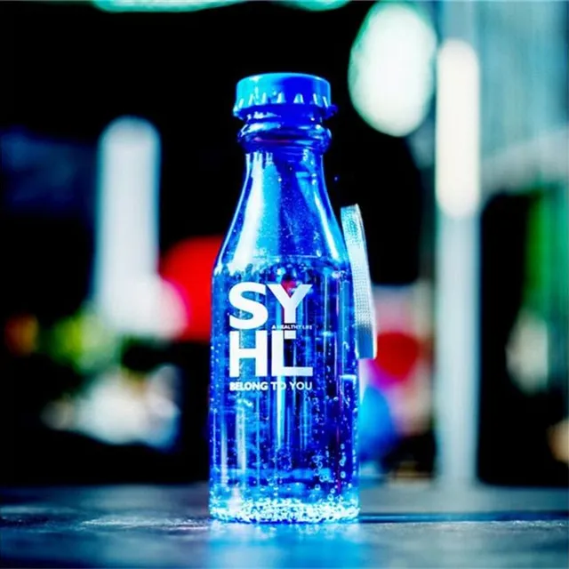 Plastikowa butelka do wody sportowej