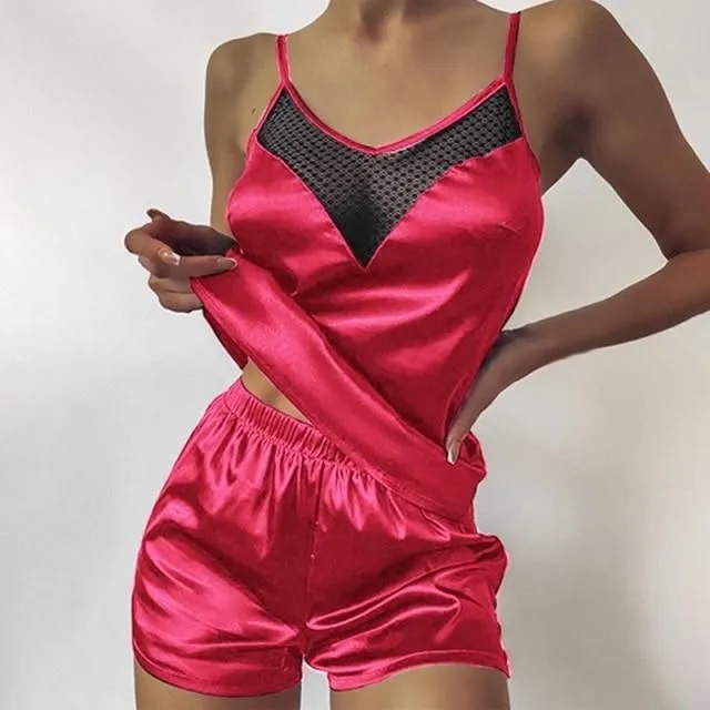 Pijama sexy din satin pentru femei