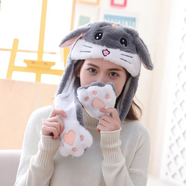 Cute animal hat with moving ears