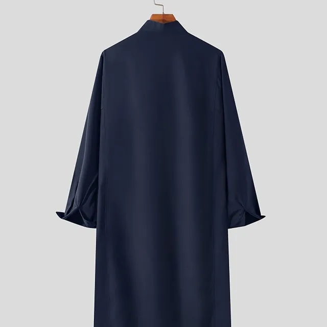 Men's long traditional Arabic kaftan