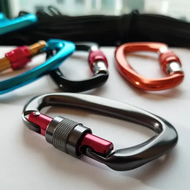 Professional climbing carabiner type D from aerospace aluminium (25 kN)