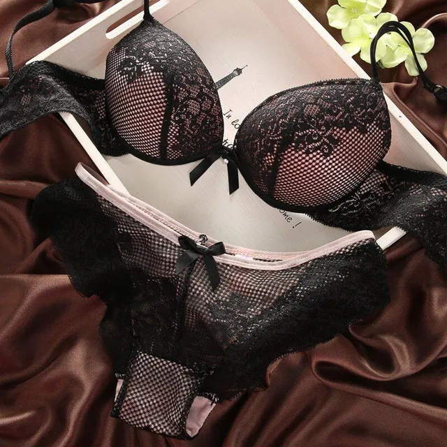 Ladies set of lace underwear