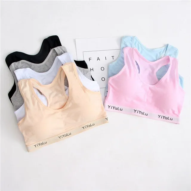 Girls sports bra in different colours