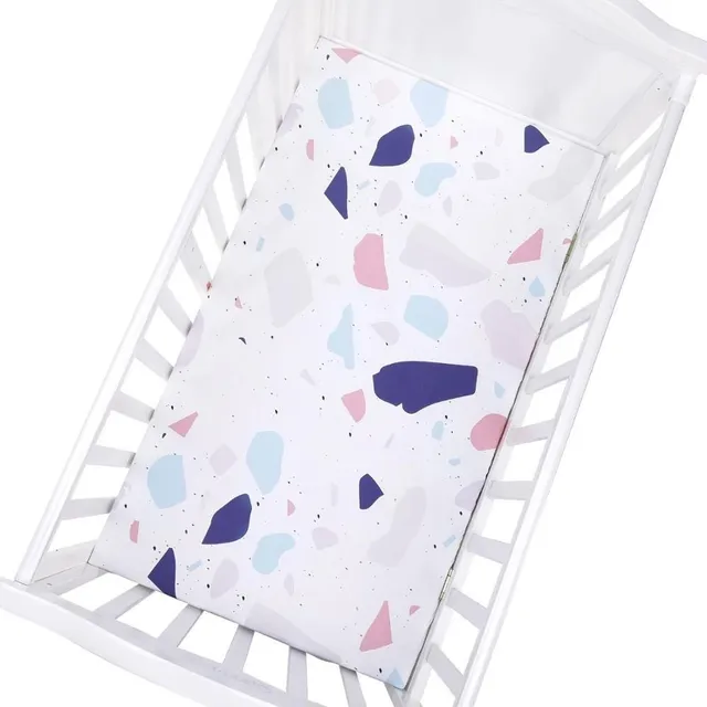 A bed sheet for a baby's bed Mackenzie 1