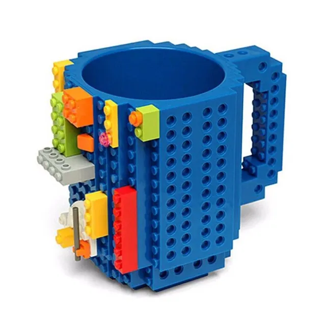 Cana pentru copii în formă de cărămizi de construcție - 4 culori