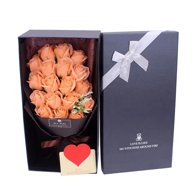 18 Valentine's Day Artificial Roses