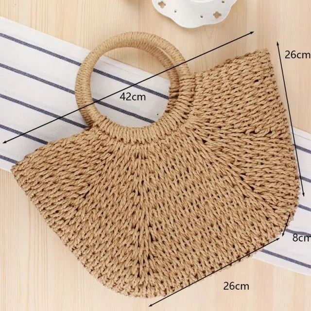 Women's straw beach bag