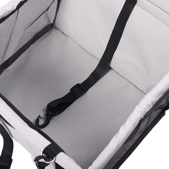 Car seat for dog 40 x 30 x 25 cm T817