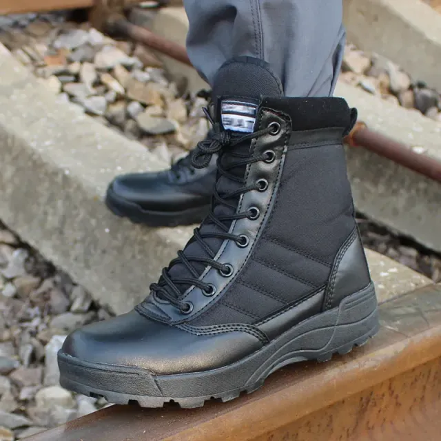 Men's ankle hiking military boots