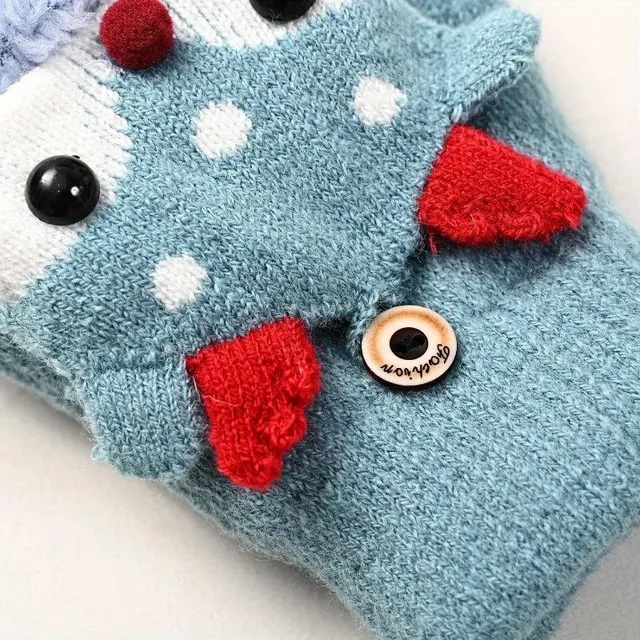 Universal fleece gloves with thimble and cheerful pattern for children and adults