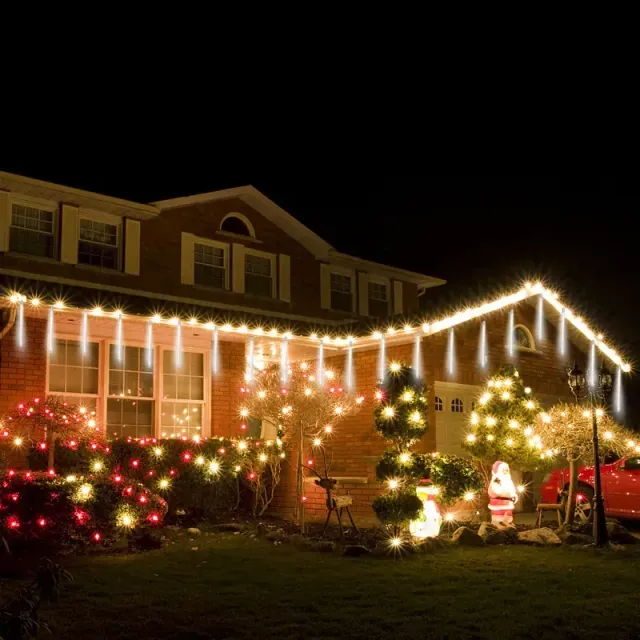 Solar meteor shower - Christmas lighting for outdoor trees and gardens