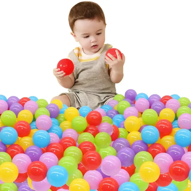 Set of fun plastic balls not only for the smallest - more color variants