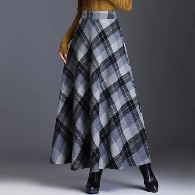 Women's long skirt with checkered pattern A1142