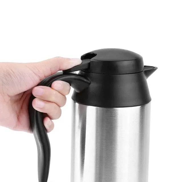 Hot kettle for the car