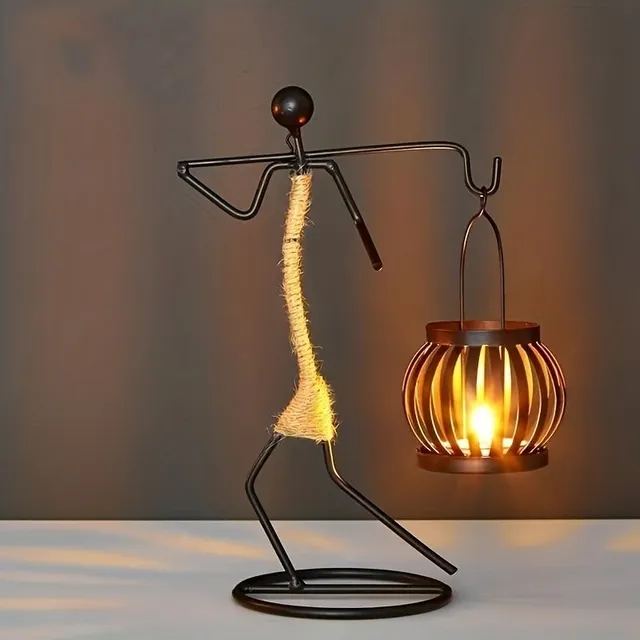 Shining Table Iron Man: Vintage candle made of metal for romantic moments in western style