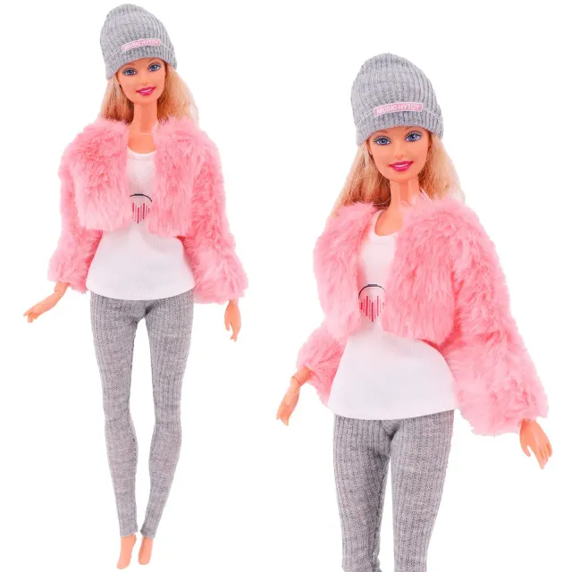 Set of 5 pieces of fashionable clothes and accessories for Barbie dolls