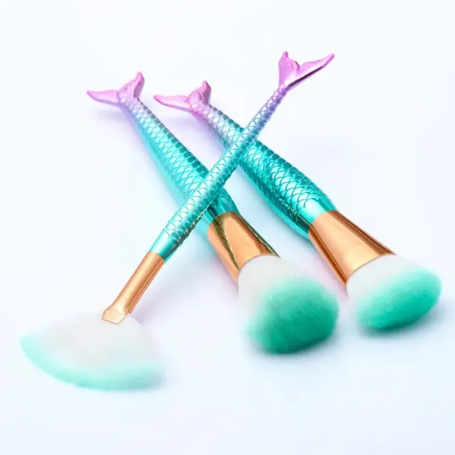 Set de pensule cosmetice de lux - design trendy în stil sirena, culoare metalică