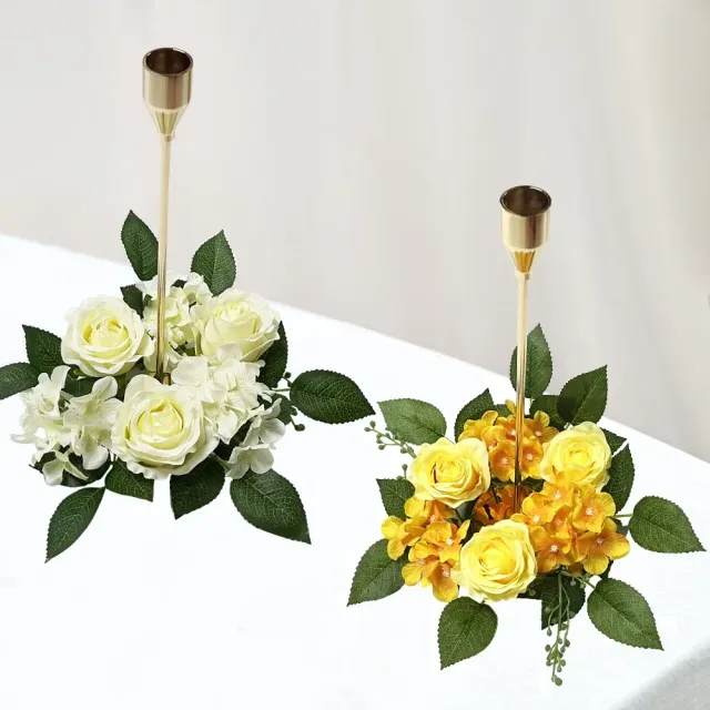 Wieniec dekoracyjny na świecy wykonany ze sztucznych róż (20 cm)