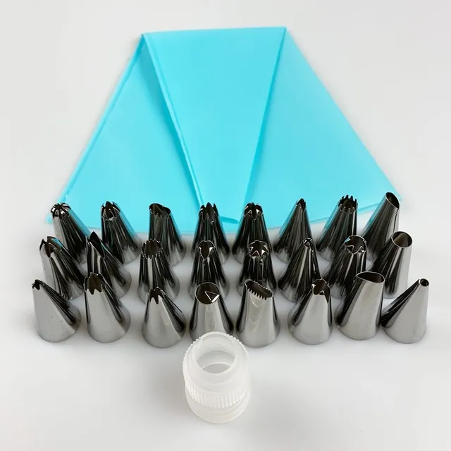 Nozzle set and silicone pastry bag