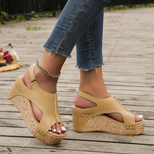 Women's wedge sandals on wooden platform - Crossed peep-toe cut
