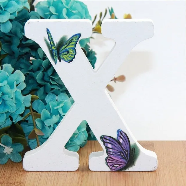 Decorative wooden letter butterfly K Tama dekorativni-drevene-pismeno-s-motyly-x