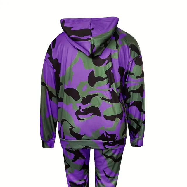 Women's two-piece set in excessive size - comfortable leisure clothing with camouflage printing, light elastic long sweatshirt and joggers