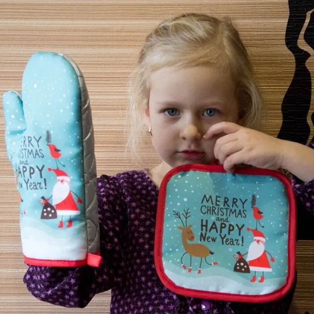 Christmas kitchen mitt with mat