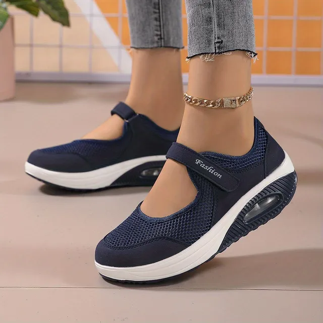 Lightweight Breathable Fashion Sneakers