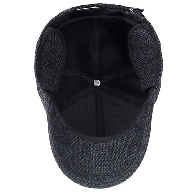 Men's winter cap with visor