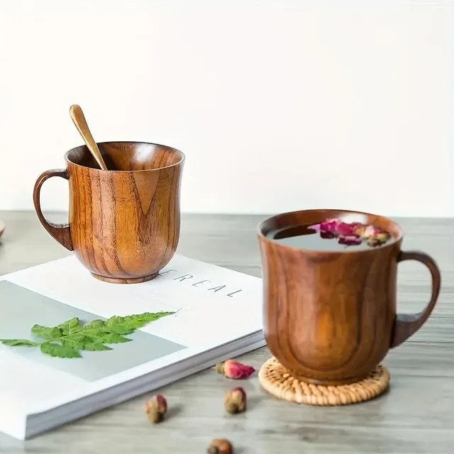 Set of 2 wooden cups