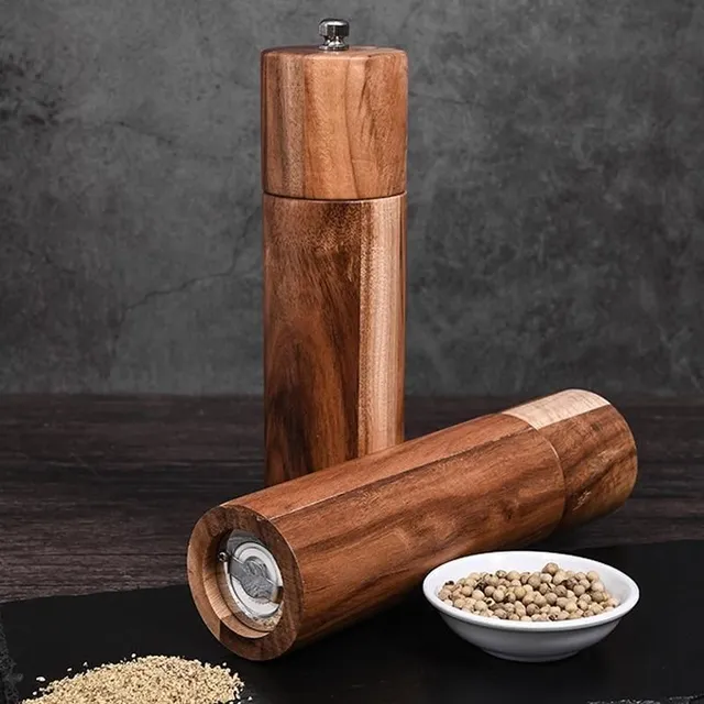 Salt and pepper mills made of acacia wood