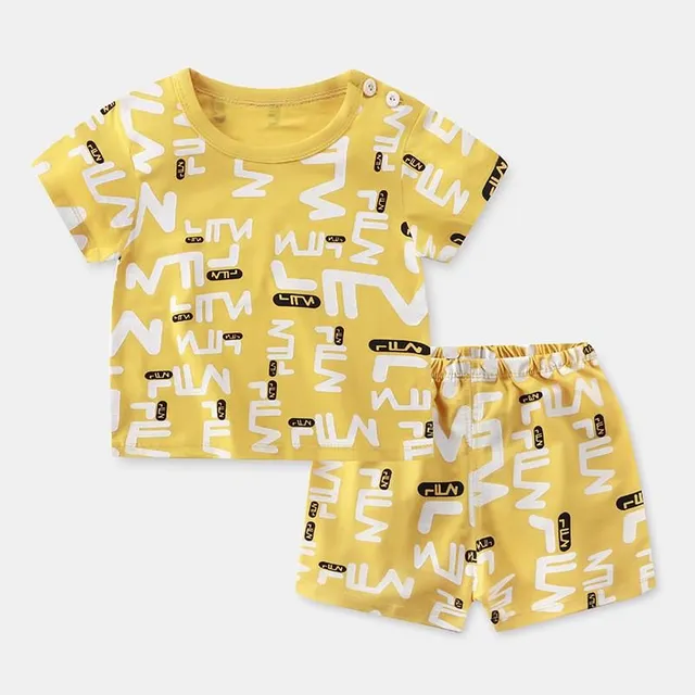 Set of children's shorts and short-sleeved T-shirt