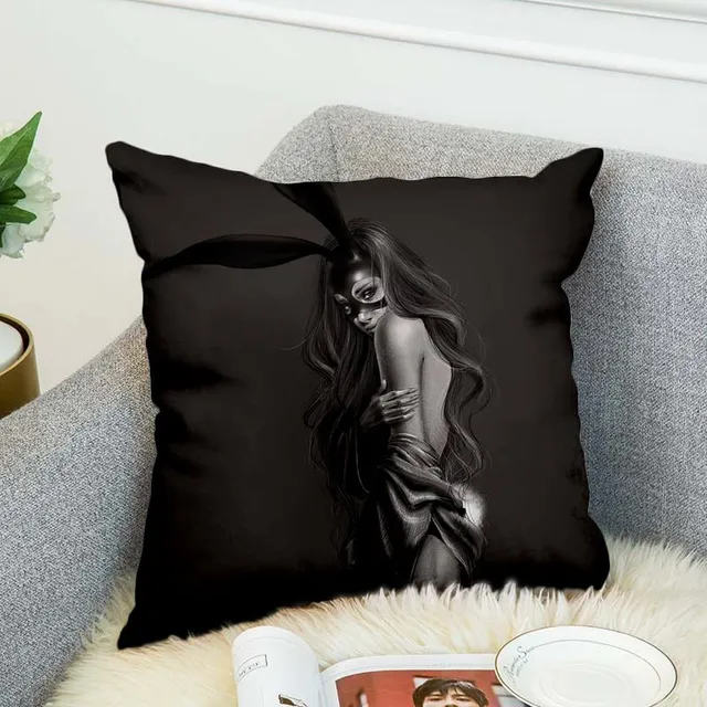 Pillowcase Ariana Grande 45x45cm v2