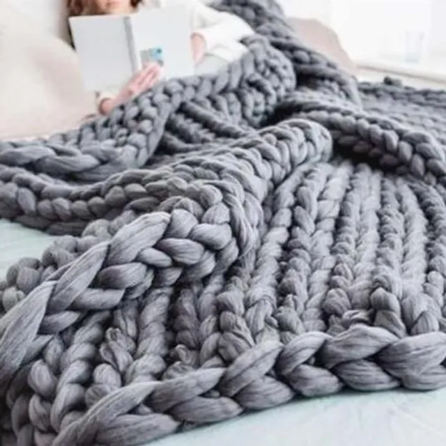 Thick knitted blanket