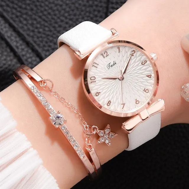 Dámske náramkové hodinky s elegantným vzorom