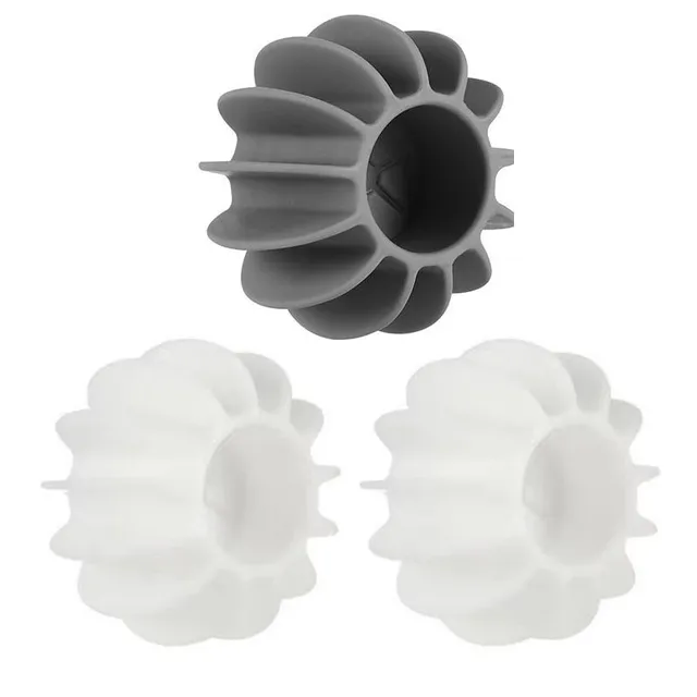 Silicone propeller ball for washing machine to remove hair from laundry