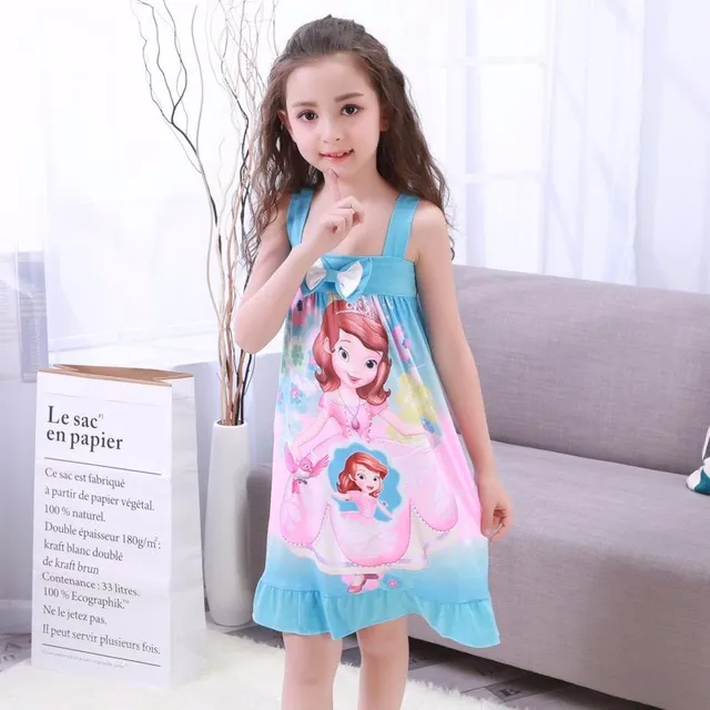 Children's nightgown with princess motif