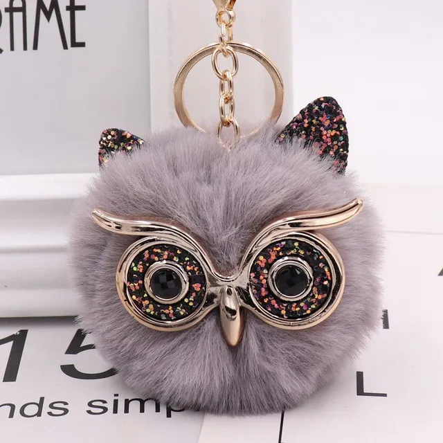 Owl pendant for handbag with fur